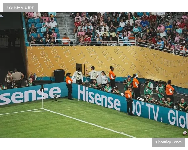 VAR关键判罚引发讨论 比赛公正性关乎联赛品牌与商业信誉